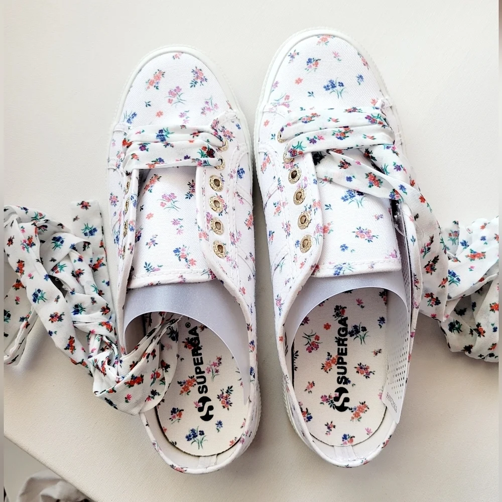 Superga 2402 Floral Ankle Tie Sneakers Size 8.5M